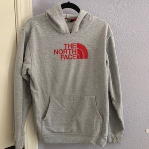 grey north face sweatshirt